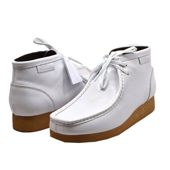 British Walkers New Castle 2 Wallabee Boots Men's White Leather Ankle Boot - Picture 1 of 5